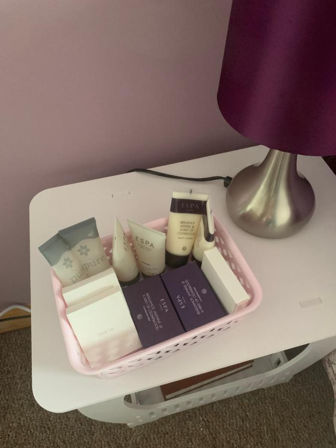Minimum Stay Two Nights 란 외부 사진